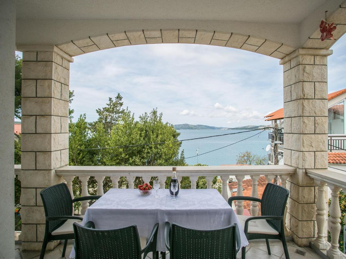Apartments Lovric Trogir Ngoại thất bức ảnh