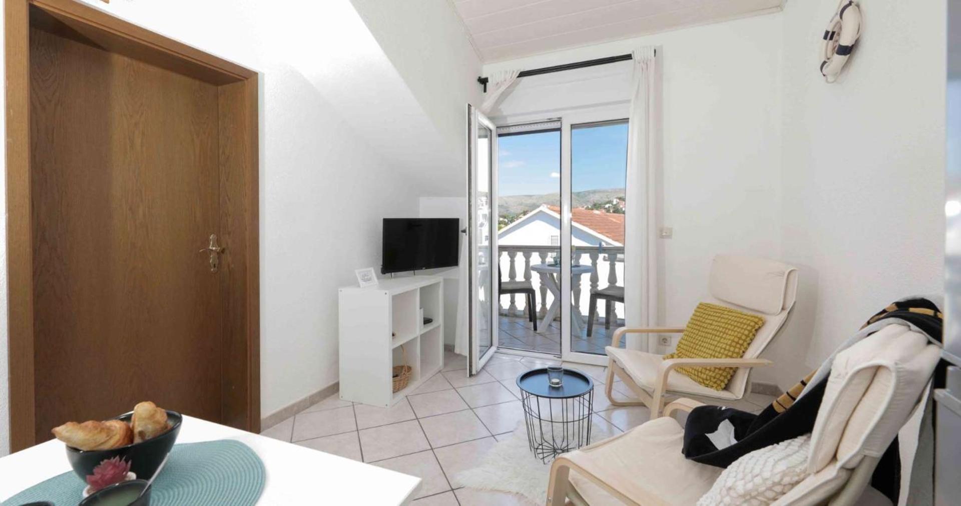 Apartments Lovric Trogir Ngoại thất bức ảnh