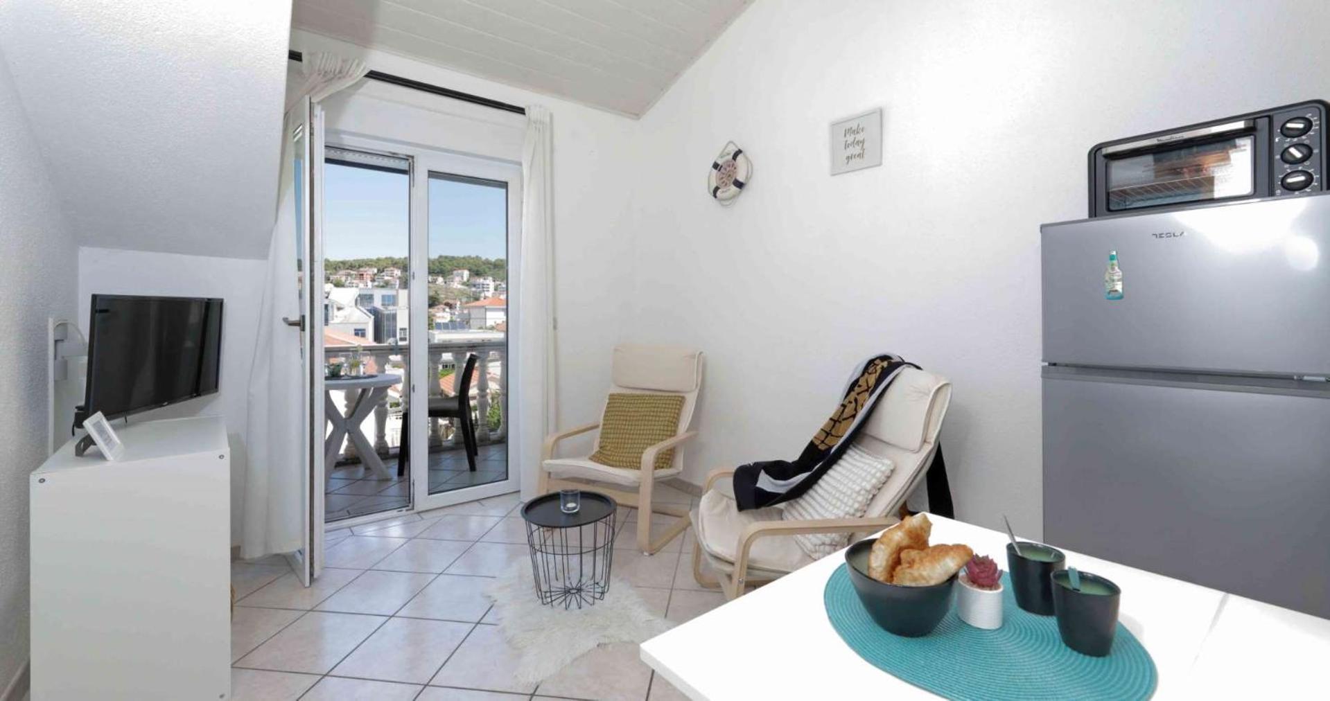 Apartments Lovric Trogir Ngoại thất bức ảnh