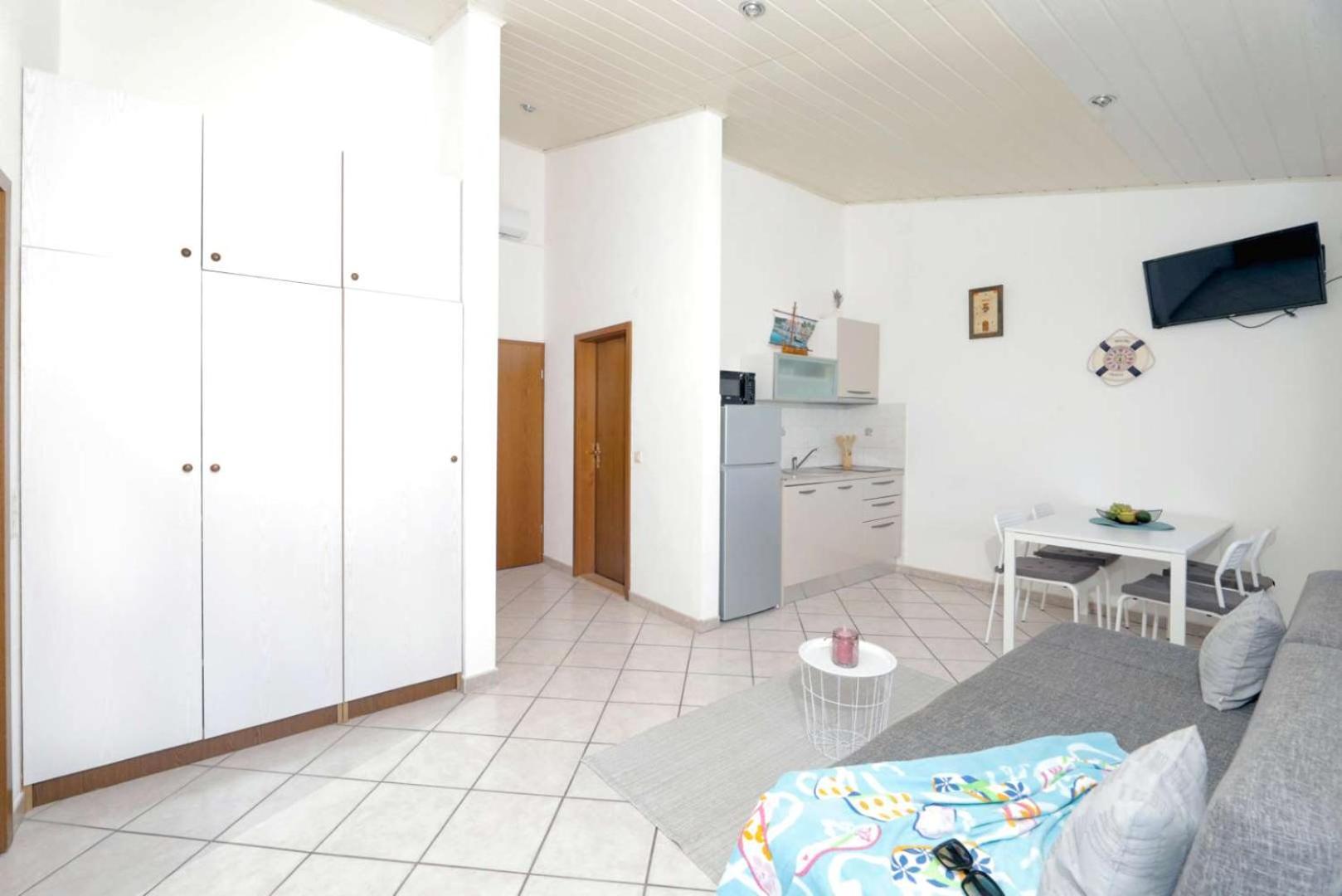 Apartments Lovric Trogir Ngoại thất bức ảnh