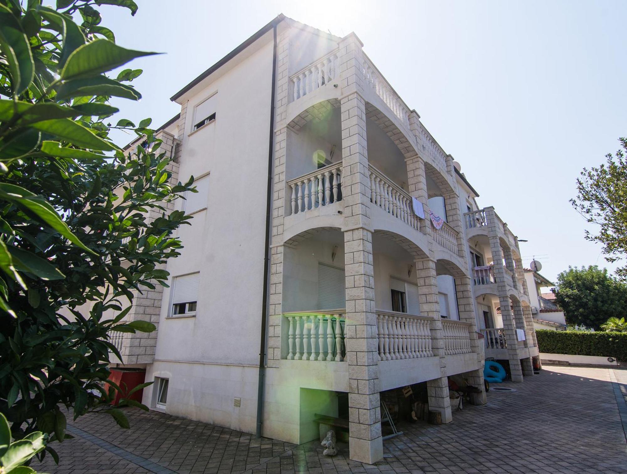 Apartments Lovric Trogir Ngoại thất bức ảnh